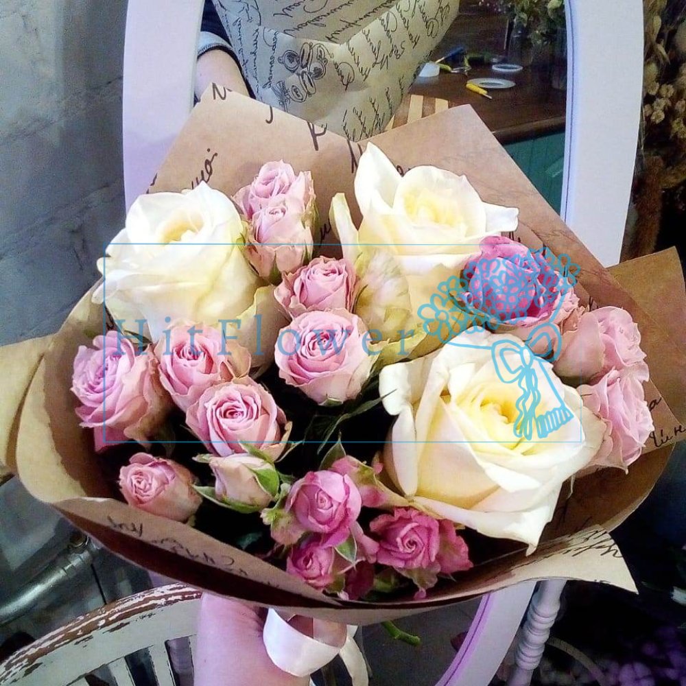 Букет цветов из: Розы